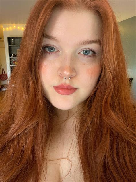 My freckles and I say hello :) : r/FreckledGirls