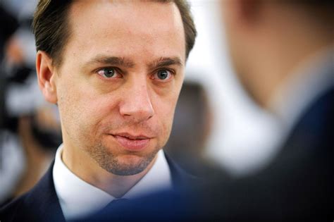 Czy Konfederacja w drugiej turze otwarcie poprze Nawrockiego? Bosak