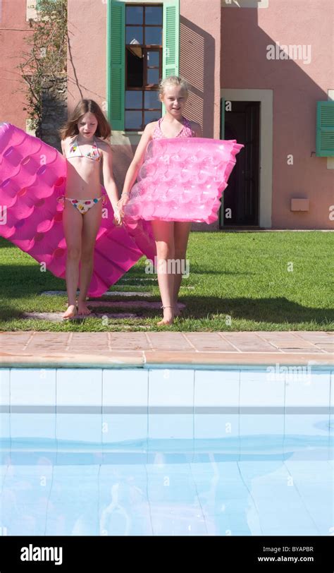 Kids on holiday Stock Photo - Alamy