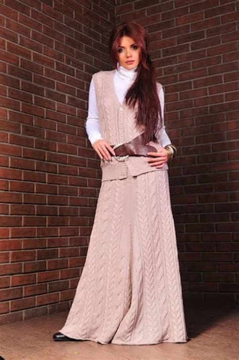 Lesya Yaroslavskaya, beautiful singer - Russian Personalities