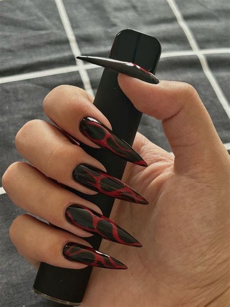Ноготочки | Маникюр | Дизайн для ногтей | Long nails, Red nails, Black ...