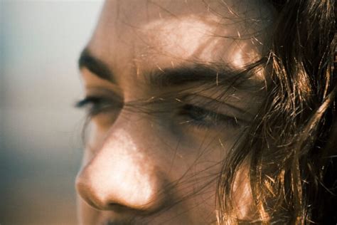 Your Guide to Finding & Using a Nose Trimmer | Dapper Confidential