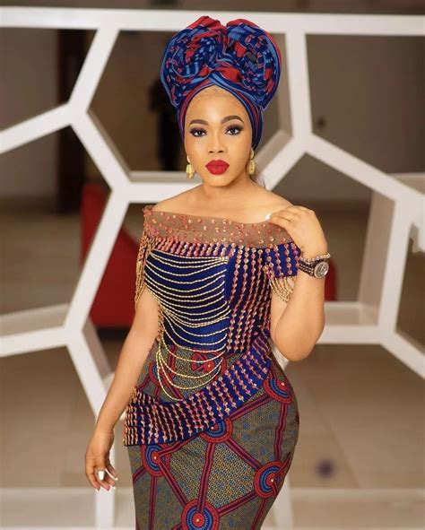 latest ankara style  simple gown styles ladeey ankara dress