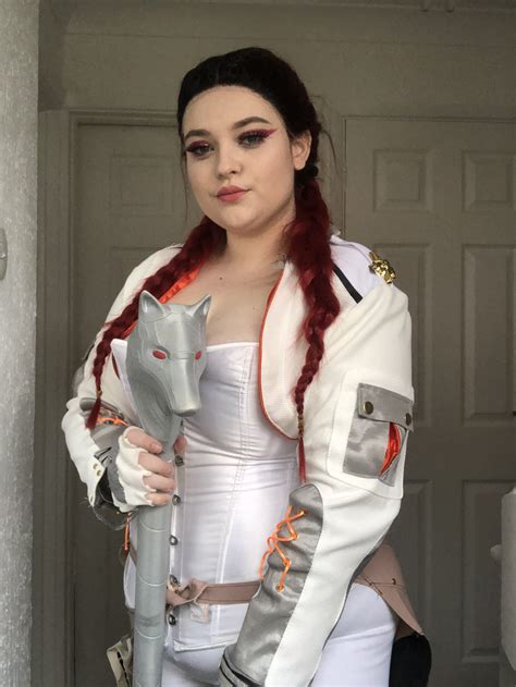 tsunderebean on Twitter: "@diamonandrade Queen you look AMAZING!" / Twitter