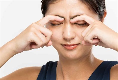 4 Effective Droopy Eyelid Exercises And Treatment Options