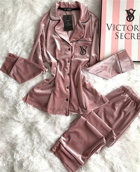 🕊жіноча піжама ️ victoria's secret — цена 1400 грн в каталоге Пижамы ...