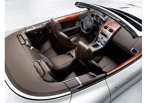 Aston Martin DB9 Interior 66947 Vector Art at Vecteezy