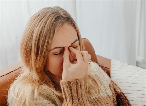 Tus molestias podrían ser más que una simple resaca: Estas son 5