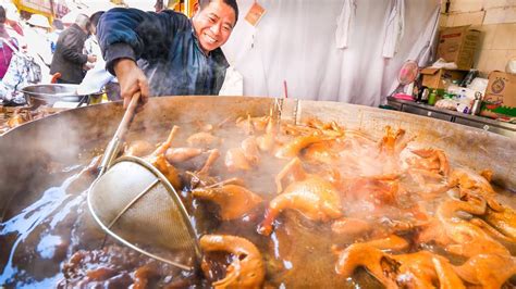 Extreme Chinese Street Food - JACUZZI CHICKEN and Market Tour in ...