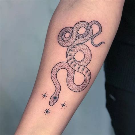 змея тату: 3 тыс изображений найдено в Яндекс.Картинках | Foot tattoos ...