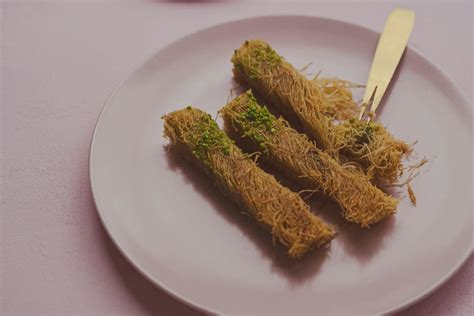 An alternative to Baklava: Greek Kataifi