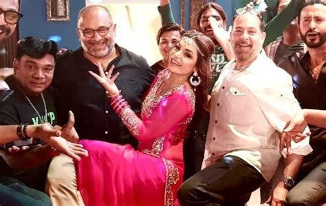 Baaji Film Director Saqib Malik's Remarks about Meera | Reviewit.pk