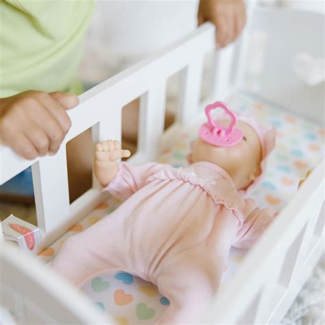 Melissa and doug jenna doll online