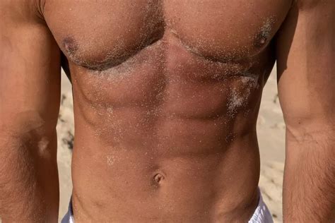 tips membuat perut menjadi  pack  pergi  gym urban jabar