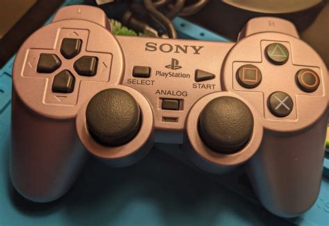 Sony PlayStation 2 50 Millionth Edition Sakura Pink Controller ...