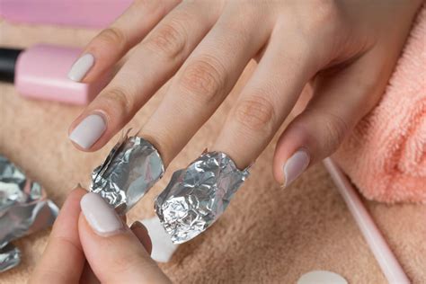 How to remove false and acrylic nails at home? 5 safe ways - TIme News