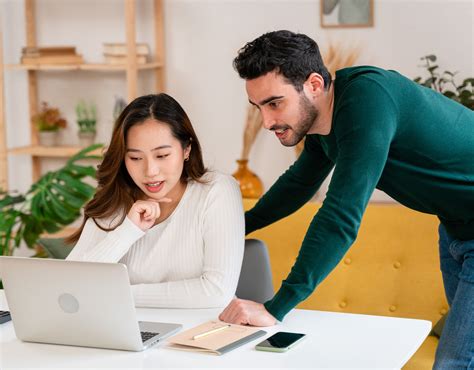 Why Couples Choose to Be DINKs (Dual Income, No Kids)