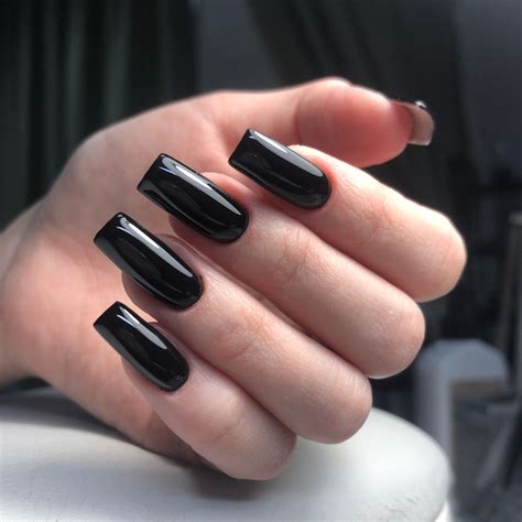 blacknails🖤 | Long acrylic nails, Acrylic nails coffin short, Chic nails
