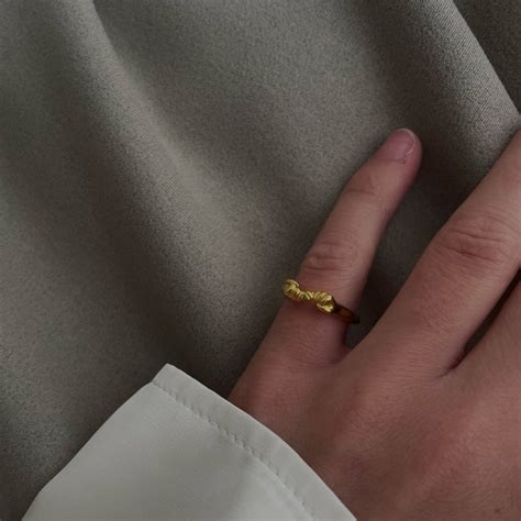 Pinky promise – Pinky Promises