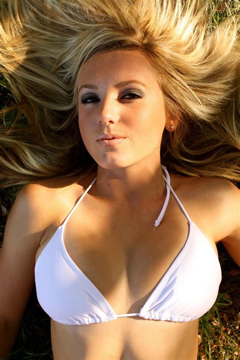 Jessica Nigri Wallpaper Skyrim