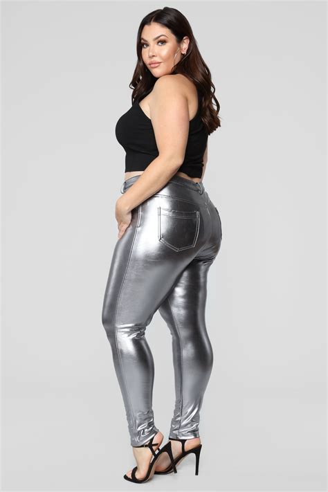 Pin by Latexbaer on Big Girl in Leggings | Metallic pants, Plus size