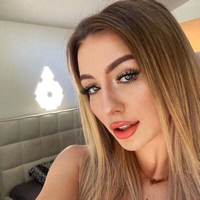 Danielle Renaee - Bio, Age, Net Worth, Height, Nationality, Facts