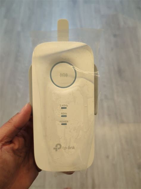 TP Link AC 1750 Wifi Range Extender, Computers & Tech, Parts ...