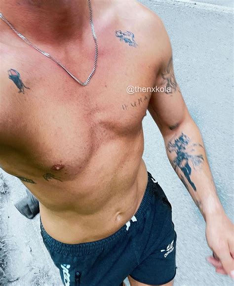 happy start of the week, rise and shine! 🙌🏼 | Scrolller