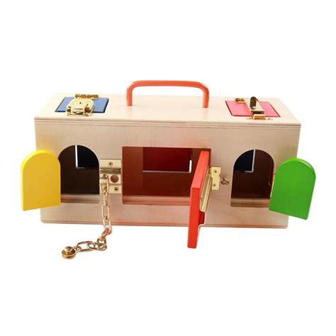 Montessori Wooden Toy Lock Box - Life Changing Products
