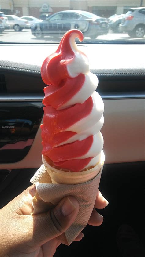 Checkers 🍓/Vanilla Swirl Cone 😍😍 It was Delish!!