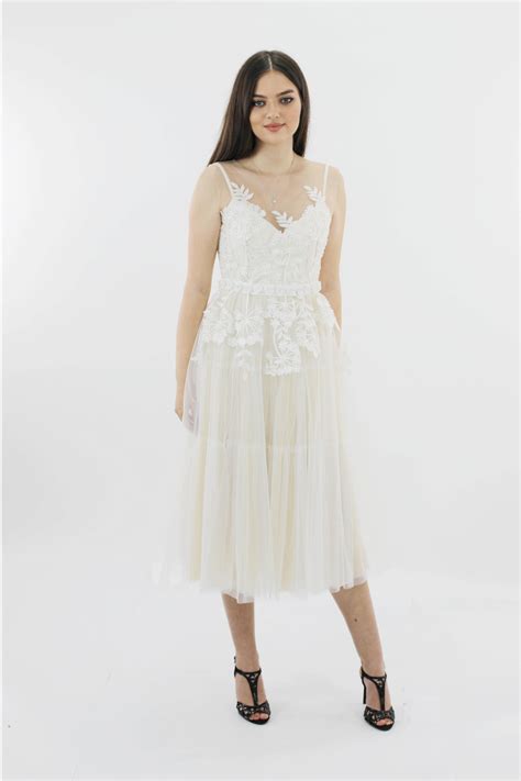 Rochie Midi Din Tul Alb Si Nude DANA - eMAG.ro