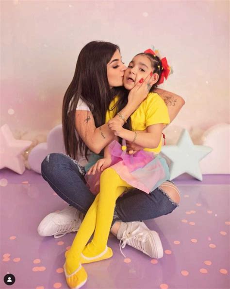 Karely Ruiz rompe el silencio sobre el bebé que tuvo siendo adolescente