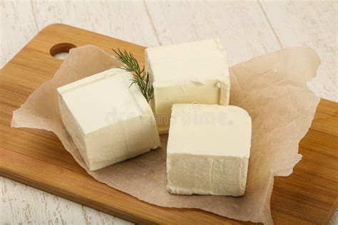 Сыр фета стоковое фото. изображение насчитывающей продукт - 112813112