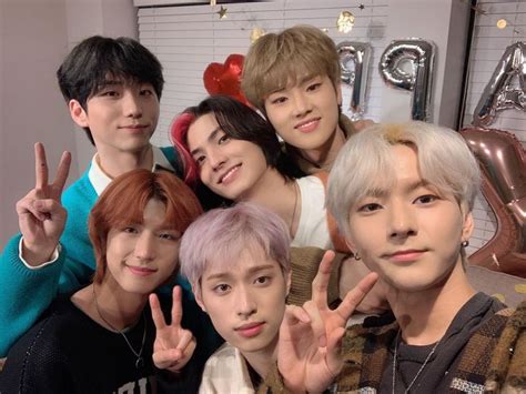 7 Fakta Menarik Xdinary Heroes, Band Rock Baru dari JYP