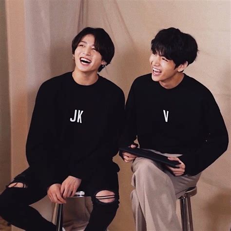 vkook pics on Twitter | テテグク, グクテテ, マンネライン