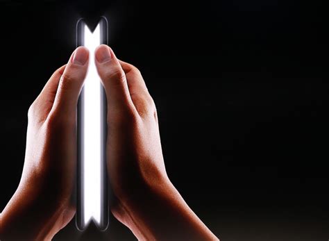 Xiaomi foldable phone leak video reveals bizarre…
