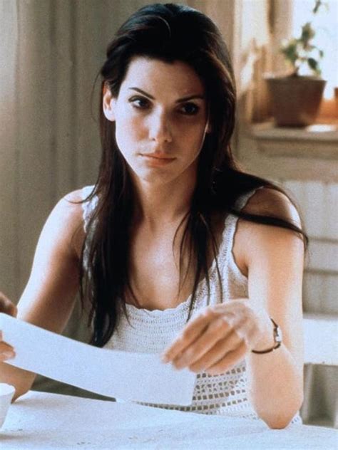 Сандра Баллок в фильме «Практическая магия» | Sandra bullock hair ...