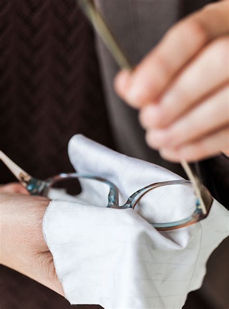 how to clean glasses lenses 6