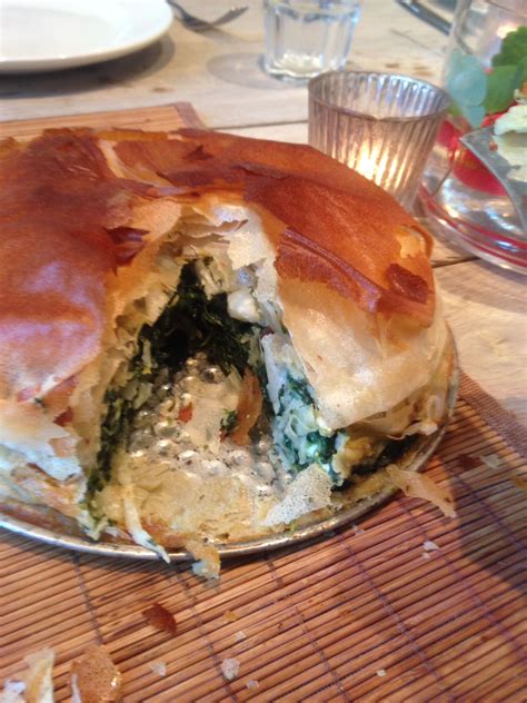 Albanian Byrek Filo Pastry Recipe with Spinach and Feta Cheese