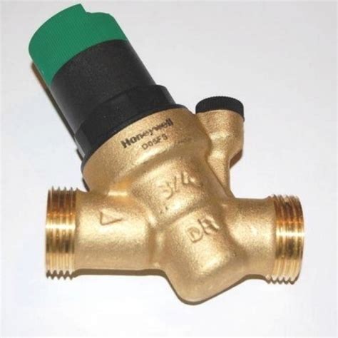 Регулятор давления воды Honeywell D04-3/4A
