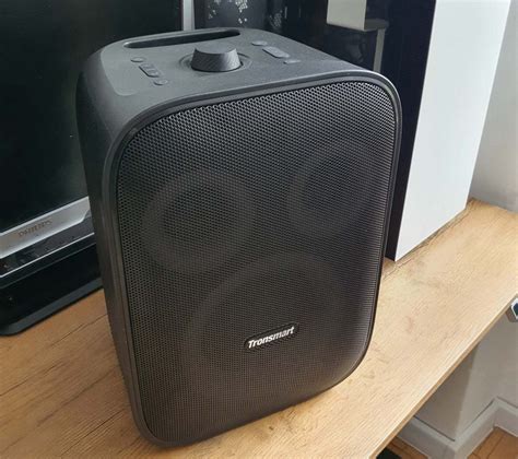 Recenzja Tronsmart Halo 200, bezprzewodowe mikrofonami x2 - Design i ...