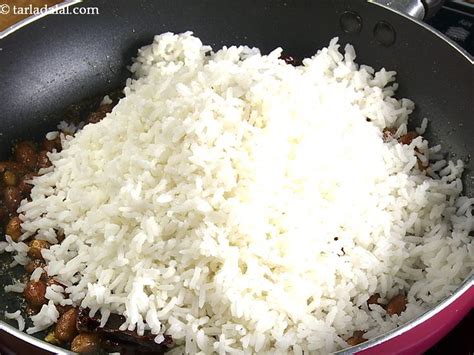 tamarind rice | South Indian style tamarind rice | pulihora rice