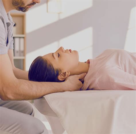 Understanding Chronic Pain: National Pain Week 2025 - Kiaora Place