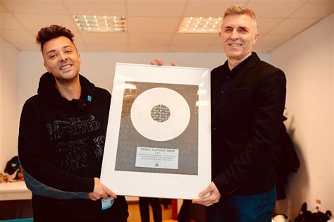 Fly Project primește Dublul Disc de Platină