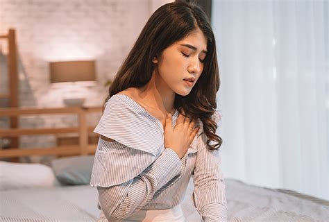 Orthopnea: Causes, Diagnosis, Treatment, & Self-Care