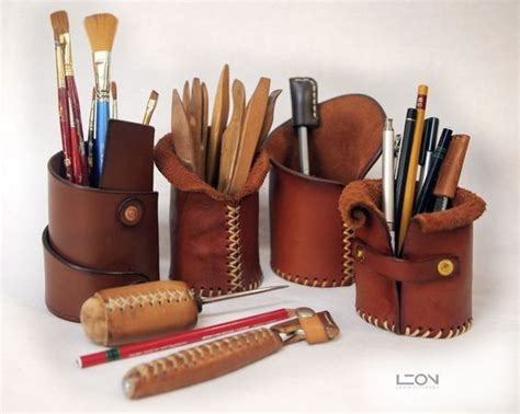 Pin by Юлия on из кожи | Leather workshop, Leather craft projects ...