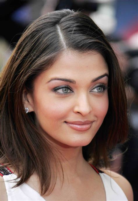 Aishwarya rai bikini / aishwarya rai nude4 / [dress up aishwarya rai]