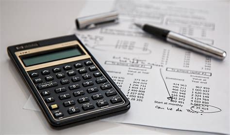 understanding   manage  finances   lives  aspiring