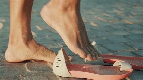 Watch: Flip-flops that don't flip or flop | Metro Video
