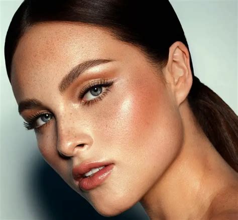 natural makeup  soft glowy styles   occasion